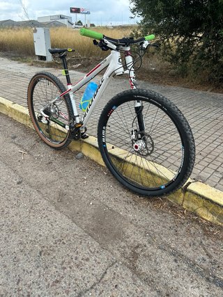 MTB Cannondale F29