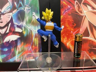 Figura gashapon Goku Super Saiyan