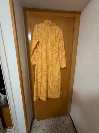 Vestido largo estampado flores amarillo Talla M