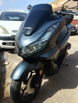 Honda PCX 125 Gris Scooter