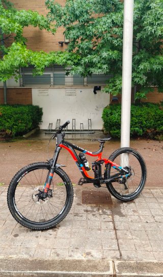 Giant Reign LTD 2017 Talla M