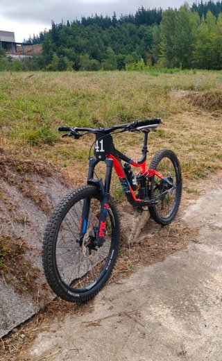 Giant Reign LTD 2017 Talla M