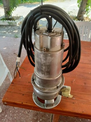 Bomba de agua sumergible