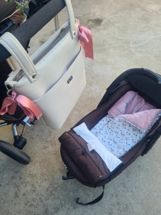 Conjunto 2 piezas universales y 1 bolso en rosa.