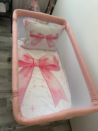 Minicuna rosa