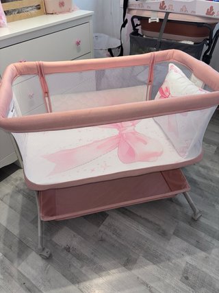 Minicuna rosa