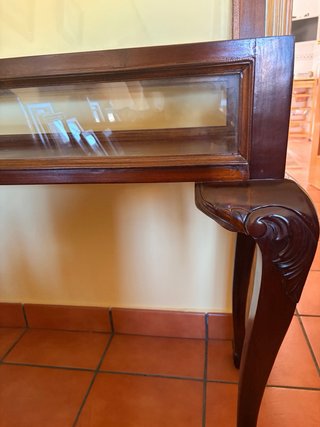 Vitrina antigua madera maciza con cristal