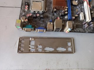 Scheda Madre ASUS P5KPL-AM SE + CPU E5400