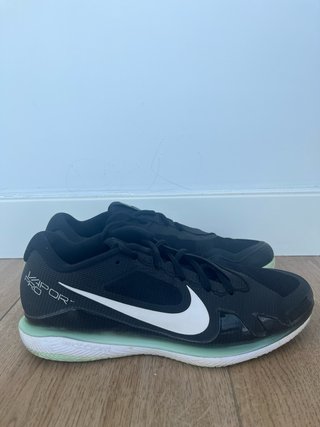 NikeCourt Air Zoom Vapor Pro