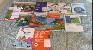 Vendo libri per la prima classe liceo linguistico!