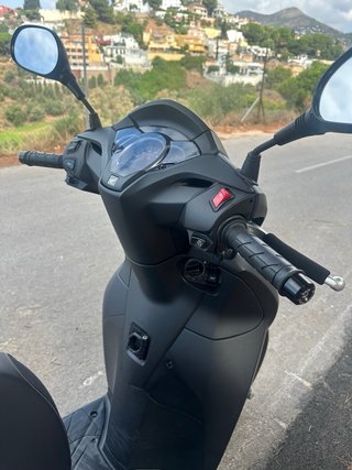 Honda SH300i Sport