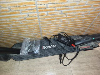 Patinete Eléctrico Scooter 25km/h