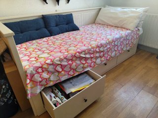 Diván/Cama IKEA HEMNES con 3 cajones