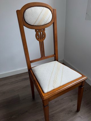Silla neoclásica Adam madera y tela beige