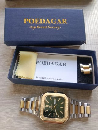 Reloj Poulagar Cuarzo Dorado y Verde