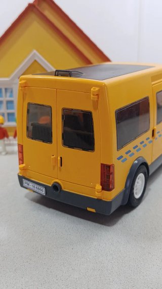 Playmobil Autobús escolar y escuela