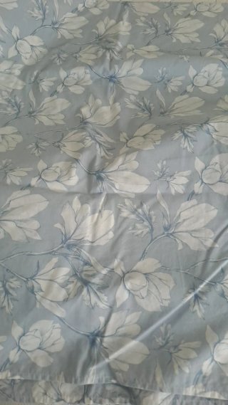 Set di biancheria da letto floreale blu e bianco