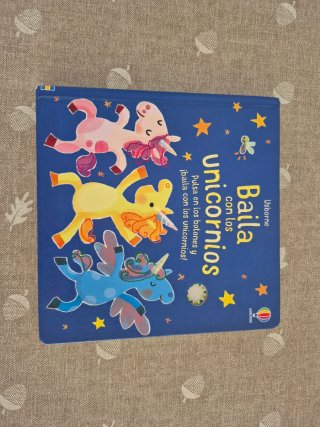 Libro infantil con sonidos.