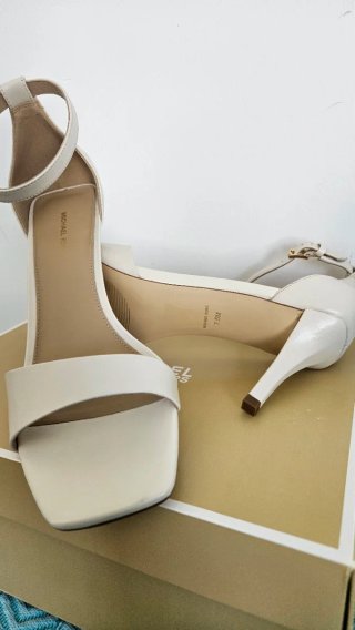 Tacones Michael Kors Blancos