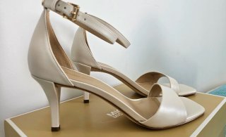 Tacones Michael Kors Blancos