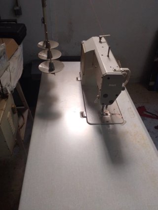 Máquina de coser industrial Pfaff 1181