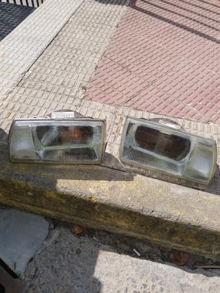 2 Faros de coche
