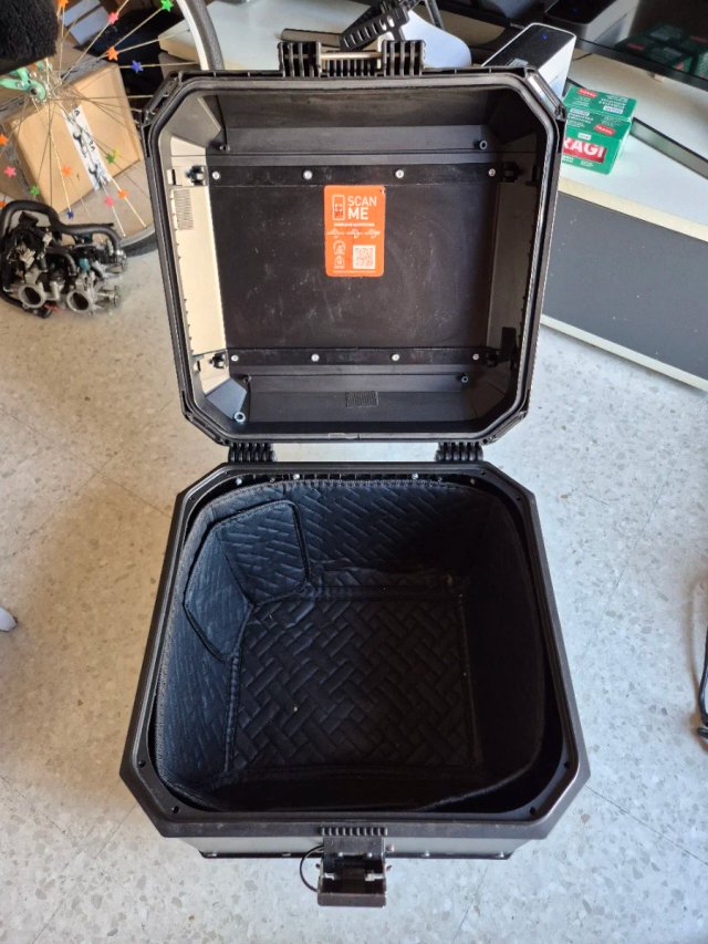 Baúl Moto K-MISSION KMS44 Monokey Negro