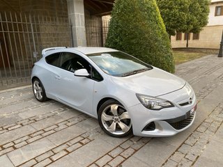 Opel Astra 2013
