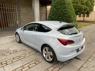 Opel Astra 2013