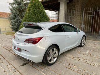 Opel Astra 2013