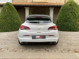 Opel Astra 2013