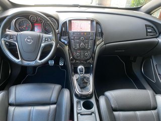 Opel Astra 2013