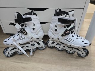 Patines en línea blancos Tempish