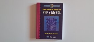 Lote de dos libros sobre HTML, CSS, PHP y MySQL.