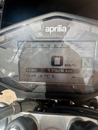 Aprilia Dorsoduro 900 Supermotard