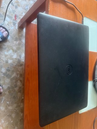 Portátil Dell Vostro 15 3000 i5 10ª Gen