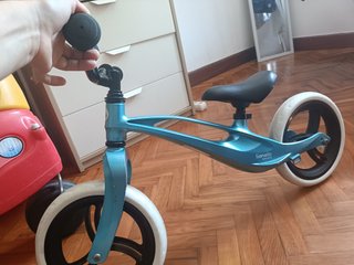 Bicicleta de equilibrio azul Lionelo