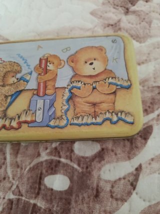 Estuche metálico infantil ositos años 80