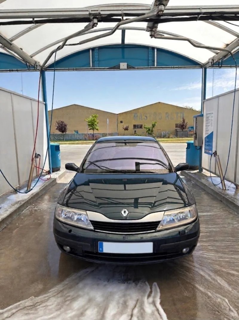 Renault Laguna 2002 - foto 1