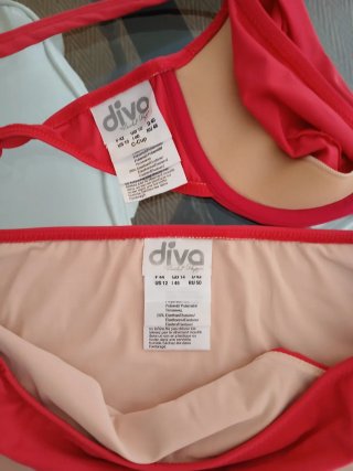 Bikini rojo mujer