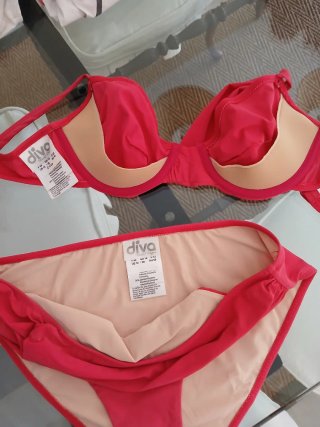 Bikini rojo mujer