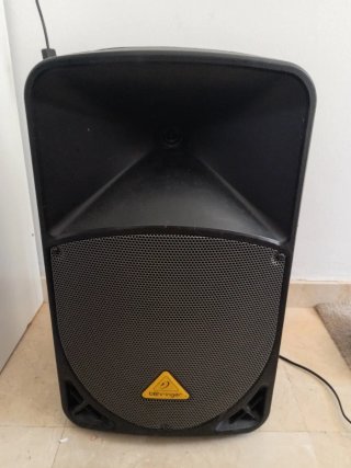 Altavoz Behringer B112D 1000W