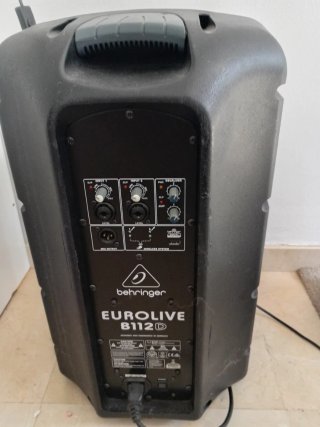 Altavoz Behringer B112D 1000W