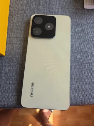 Móvil Realme C61 Amarillo