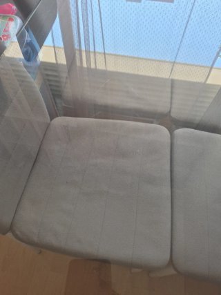 Mesa cristal y 6 sillas comedor gris