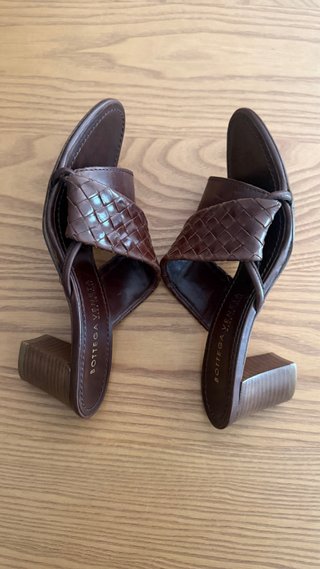 Sandali Bottega Veneta intrecciati marroni