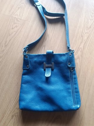 Bolso piel turquesa