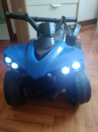 Cuatrimoto Infantil Eléctrica Azul y Negra