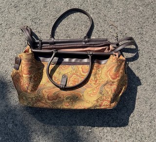 Bolsa de viaje con estampado paisley