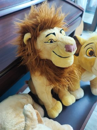 Peluche Re Leone e amici